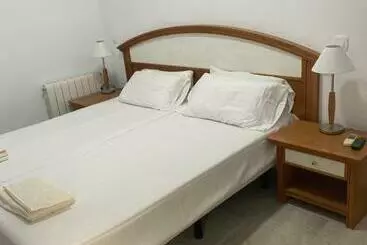 تختخواب و صبحانه Aloja Madrid