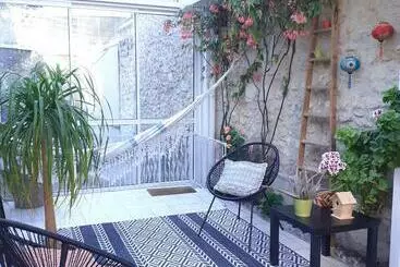 Aamiaismajoitus (B&B) Vagabondes Chambres D Hôtes