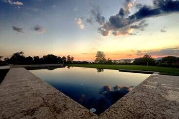 هتل Natiia Relais   Adults Only