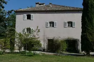 Bed and Breakfast Le Charme D Une Vieille Bastide Provençale