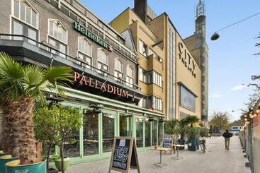 Bed and Breakfast Modern Hideout Ace Location