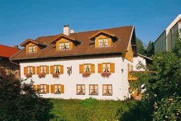 Bed and Breakfast Pension Berg&bleibe Wertach