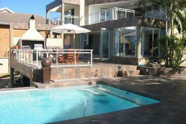 بنسيون Aqua Vista Accommodation