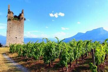 Bed & Breakfast Le Belvédère : Chambres Et Table D Hôtes
