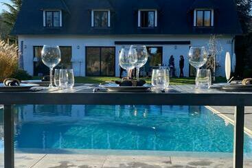 مبيت وإفطار Villa De La Meuse