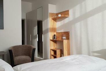 Hotel Hb 32 Metzingen