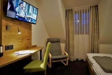 Kelterhotel Fröscher