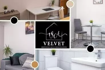 Majatalo 1 Bed House At Velvet Serviced Accommodation Swansea With Free Parking & Wifi   Sa1