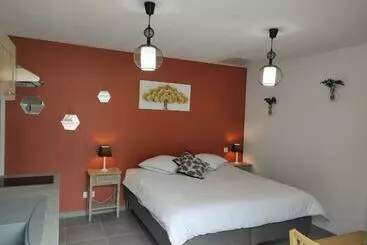 Bed and Breakfast Studio Les Chambres De La Source   Tadorne