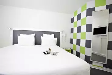 هتل Sure Bordeaux Aeroport