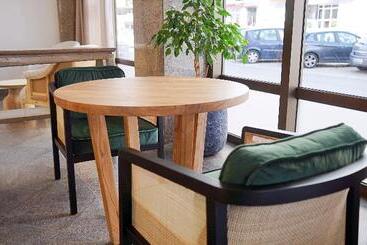 בית מלון כפרי WOT Costa da Caparica