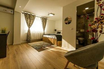 פנסיון Casa Bella