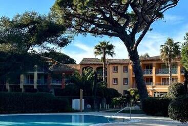 هتل آپارتمان La Badine 5p Plage Piscine Clim Jacuzzi Parc Luxuriant