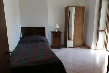 פנסיון Mille Papaveri Rossi Casa Di Angela