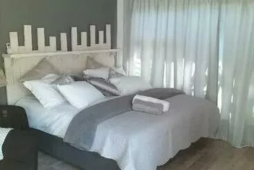 Majatalo 19 On Micro Avenue