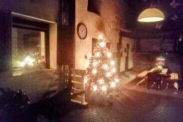 בית מלון כפרי Die Rote Ente