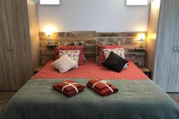 ペンション Aux Balcons Du Riou Avec Vue Mer 180 Degrés