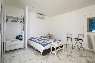 Bed and Breakfast Il Cuoco Pescatore, Ittiturismo Lecardònaie Du Pescòu