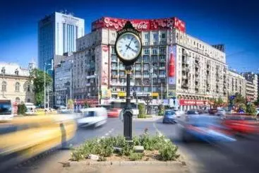 Luxury City Center Apartment – Romana