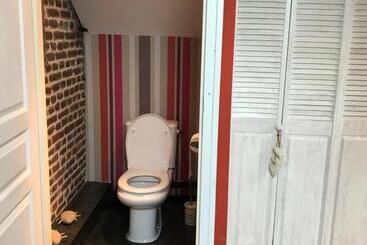 پانسیون Chambres Privées Chez Le Particulier Aéroport Lille Lesquin