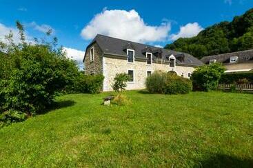 펜션 La Ferme De Couty