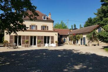 ペンション Le Verger Moulins Yzeure