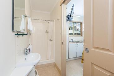 汽车旅馆  Tiaro Tourist Stopover