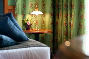 בית מלון כפרי Arosio