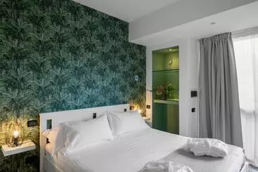 هتل La Locanda Del Pontefice   Luxury Country House