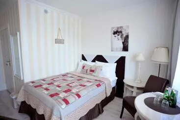 בית מלון כפרי Ottaviano