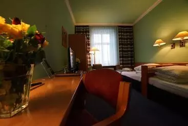 酒店 Polonia Raciborz