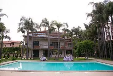 Bed and Breakfast Boutique Villa Etna D A Mare