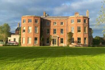 ベッドアンドブレックファースト Caynham Court