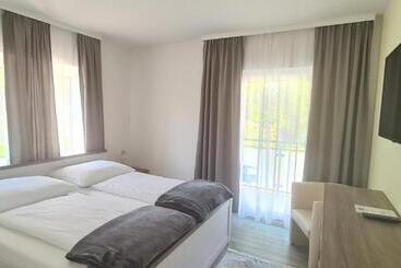 Отель Fremdenzimmer& Appartementhaus Blassnig