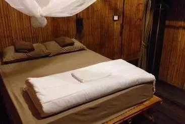 Hotel Seacroft Bamboo Village