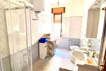 Pensjonat White Beach Le Castella