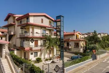 B&b Golden House & Spa
