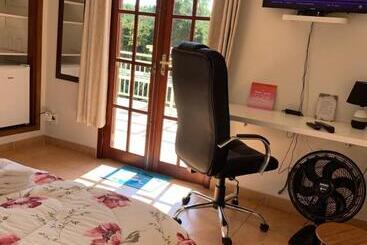 膳宿费 Luxor Flat`s