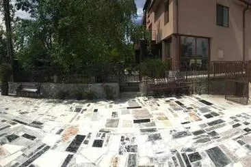 Pensiunea Calea Targovetilor