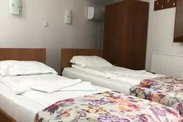 Pensiunea Calea Targovetilor