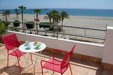 Pensione Habitaciones Hernández