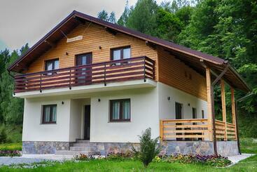 Pensiunea Floare De Colt