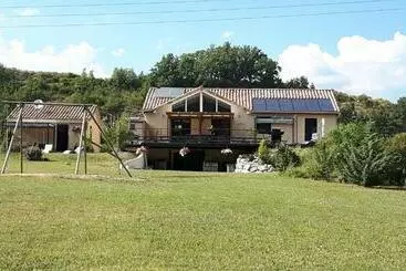 Aamiaismajoitus (B&B) Le Petit Nid Douillet