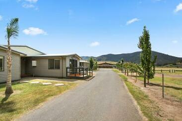 צימר Dargo River Inn