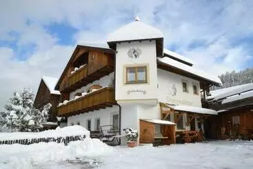 Aamiaismajoitus (B&B) Zimmer Hinterwalderhof
