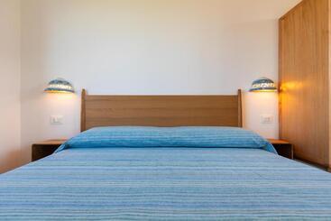 Pensionat The Olive Tree   Seaview Apartments