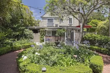 Hotelli De La Vina Inn