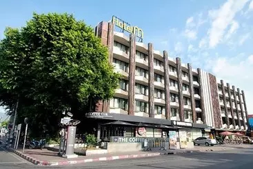 בית מלון כפרי M Chiang Mai