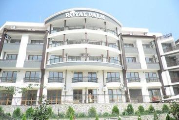 アパートホテル Royal Palm