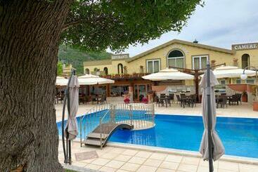 ペンション Villa Dei Fiori